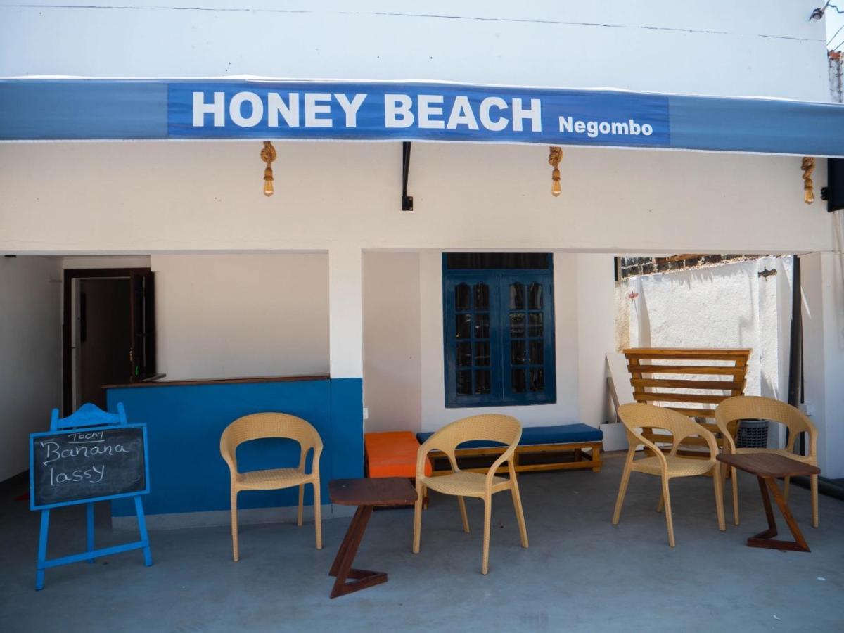 Honey Beach Negombo Exterior photo