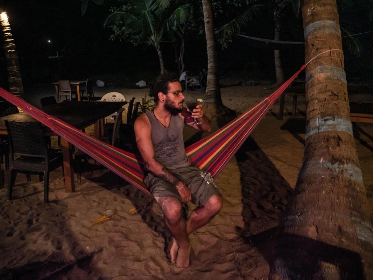 Honey Beach Negombo Exterior photo